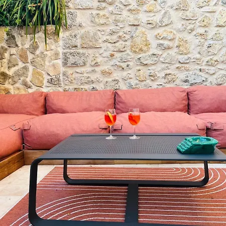 Sentez-vous Comme à La Maison Près Du Palais Appartement