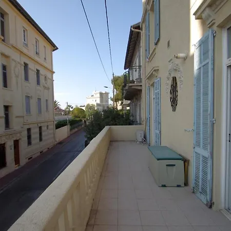 Sentez-vous Comme A La Maison Pres Du Palais Διαμέρισμα